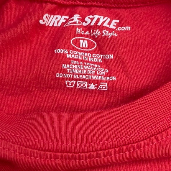 Clearwater Beach Unisex Tee - Picture 5 of 9